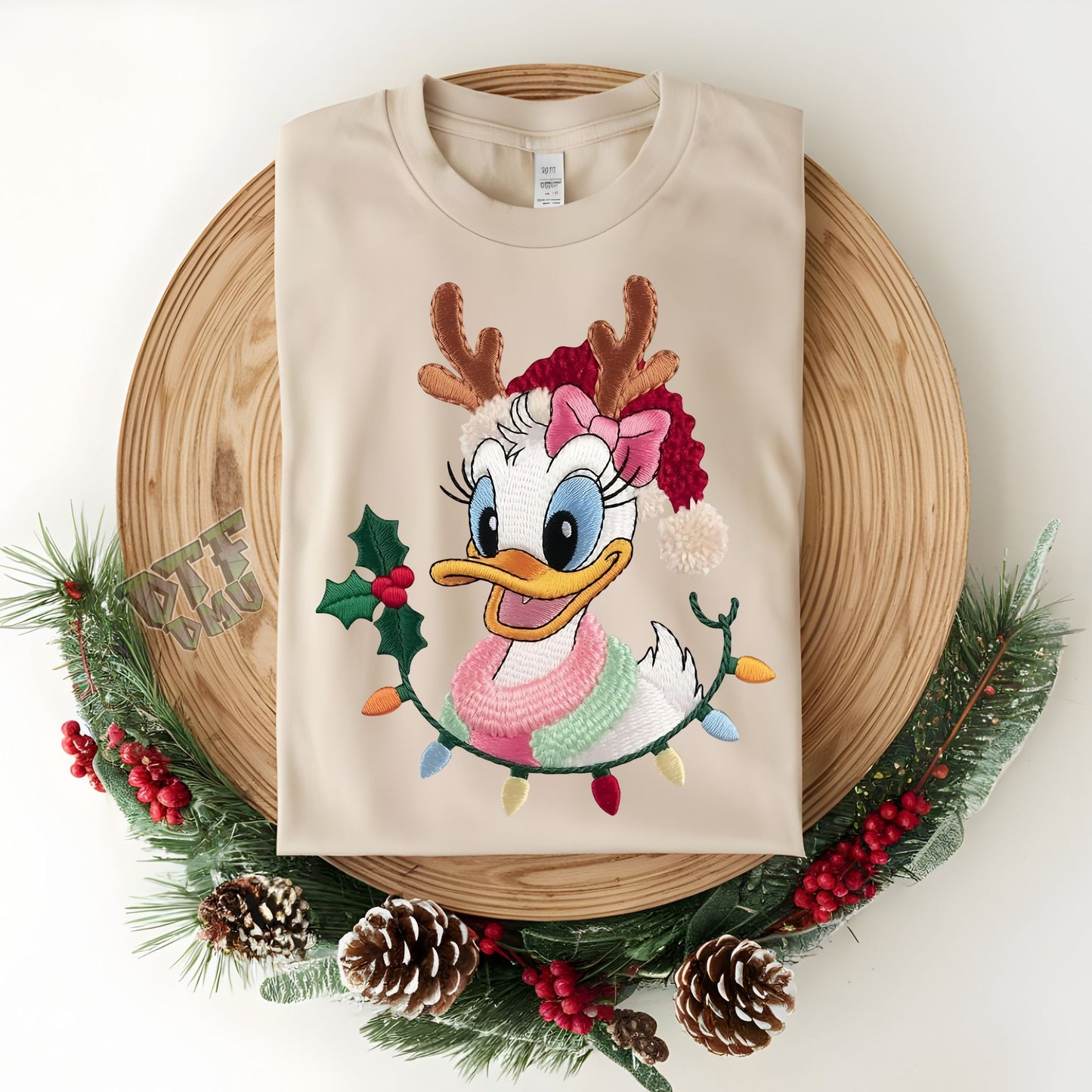 FAUX Yarn/Crochet Girl Duck Christmas DTF Transfer