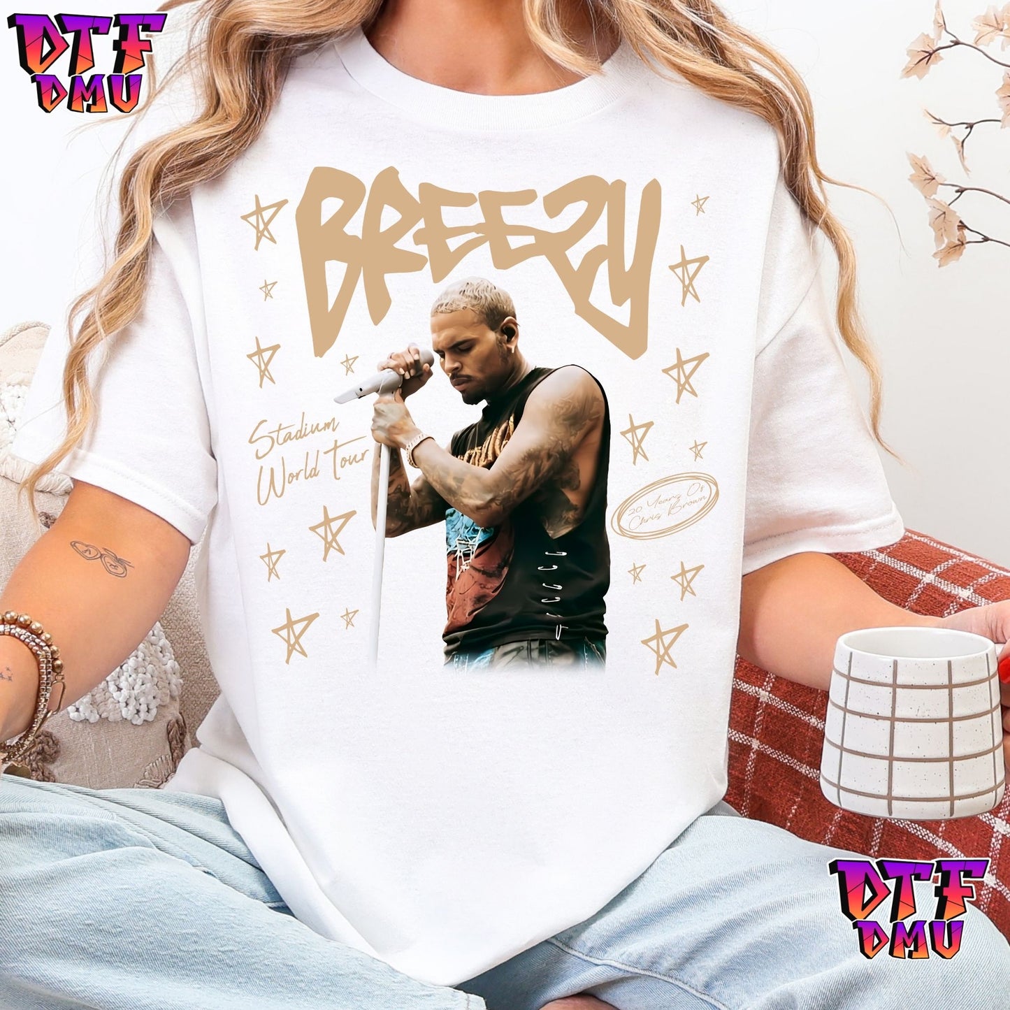 BREEZY  T-SHIRT